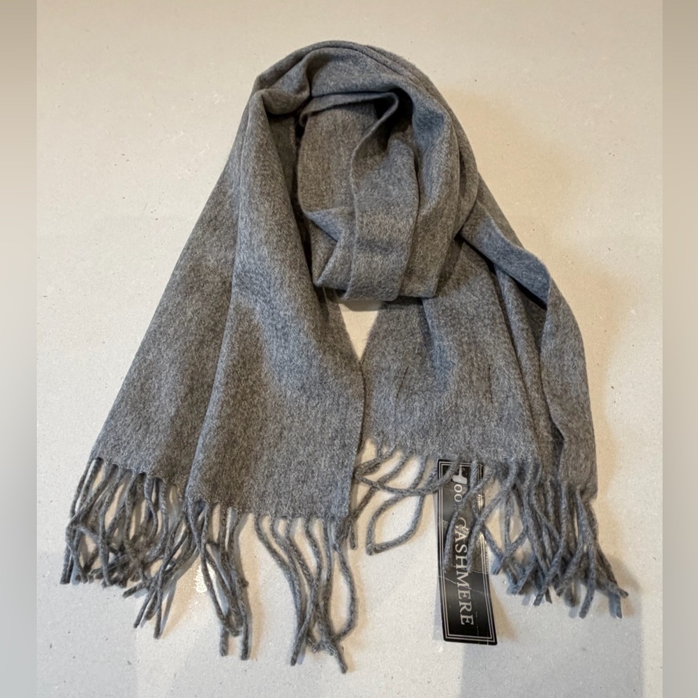 NWT Gray Cashmere Scarf